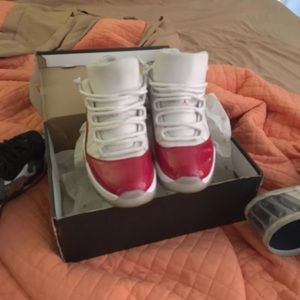 Jordan 11 varsity reds